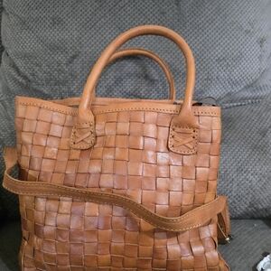 Elegant Tan Woven Leather Tote